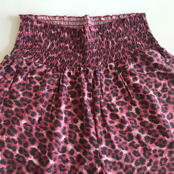 Zenana Smocked Top & Smocked waist Jogger Pants Set,S,M,XL, Cranberry Leopard - Picture 2 of 3